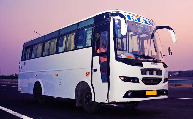 27 seater bus in delhi